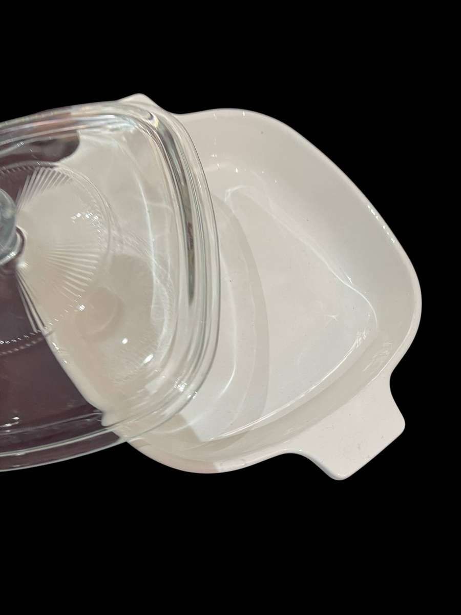 Oven dish Corningware (B)