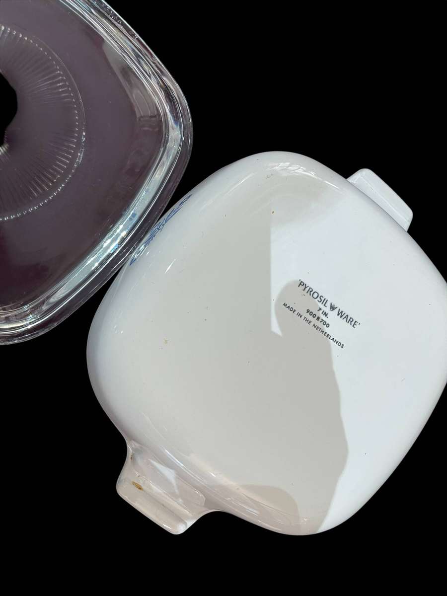 Oven dish Corningware (B)