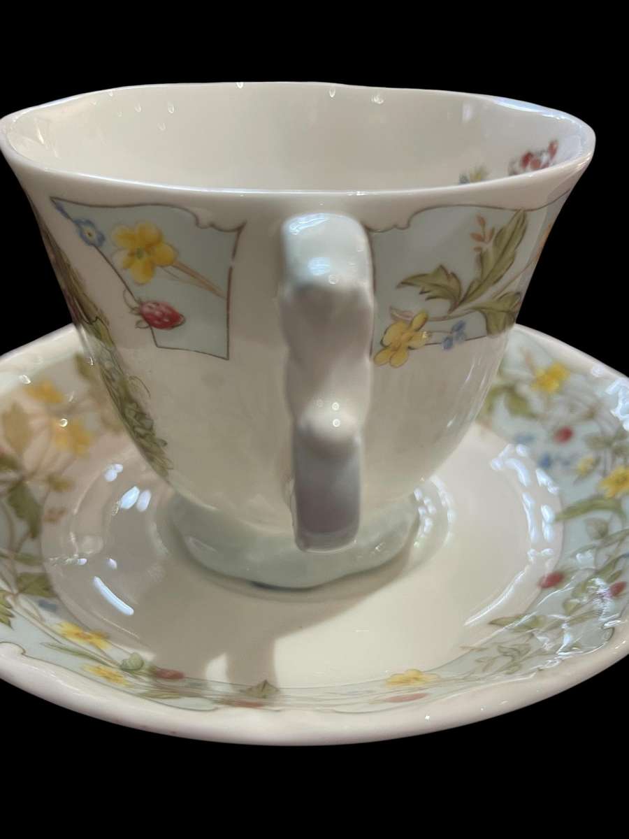 Duo Royal Doulton The Engagement