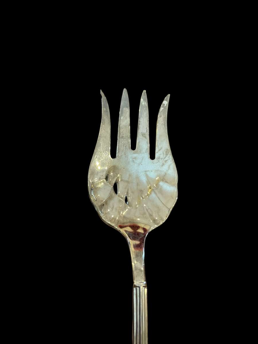 Serving fork(nr4)