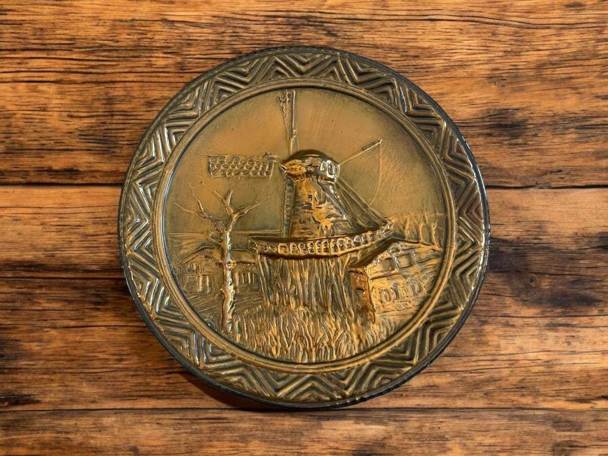 Plate display  copper