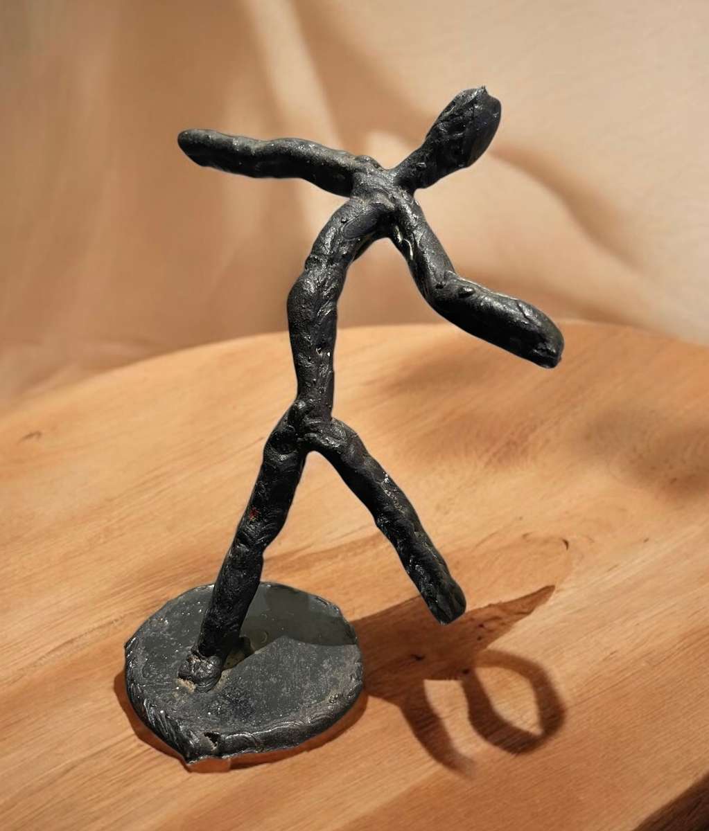 Paperweight/ornament metal/bronze(?)