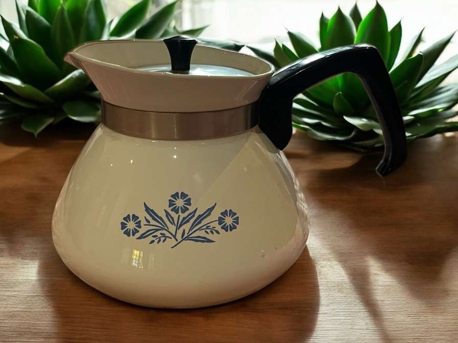Teapot Corningware