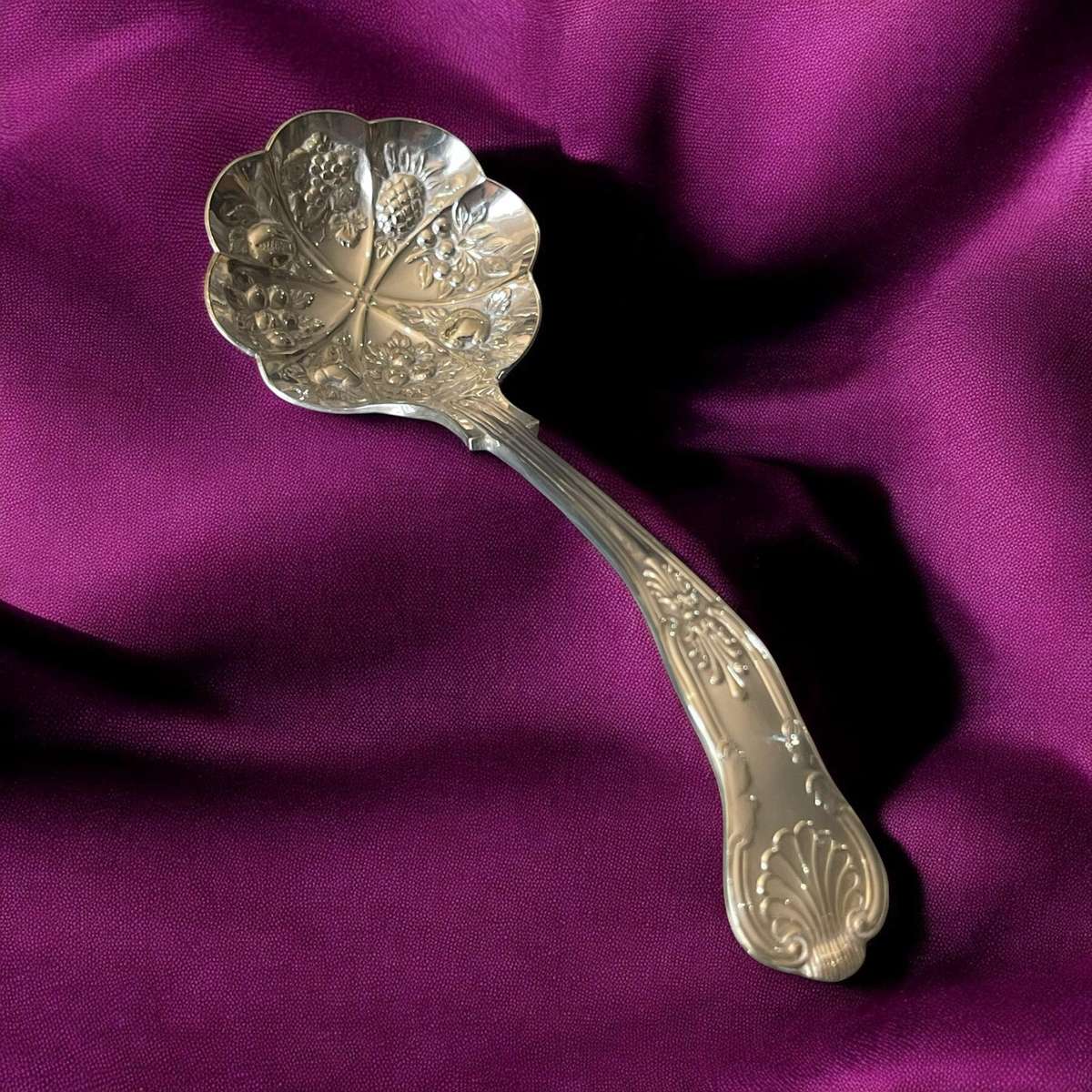Spoon Kings pattern antique