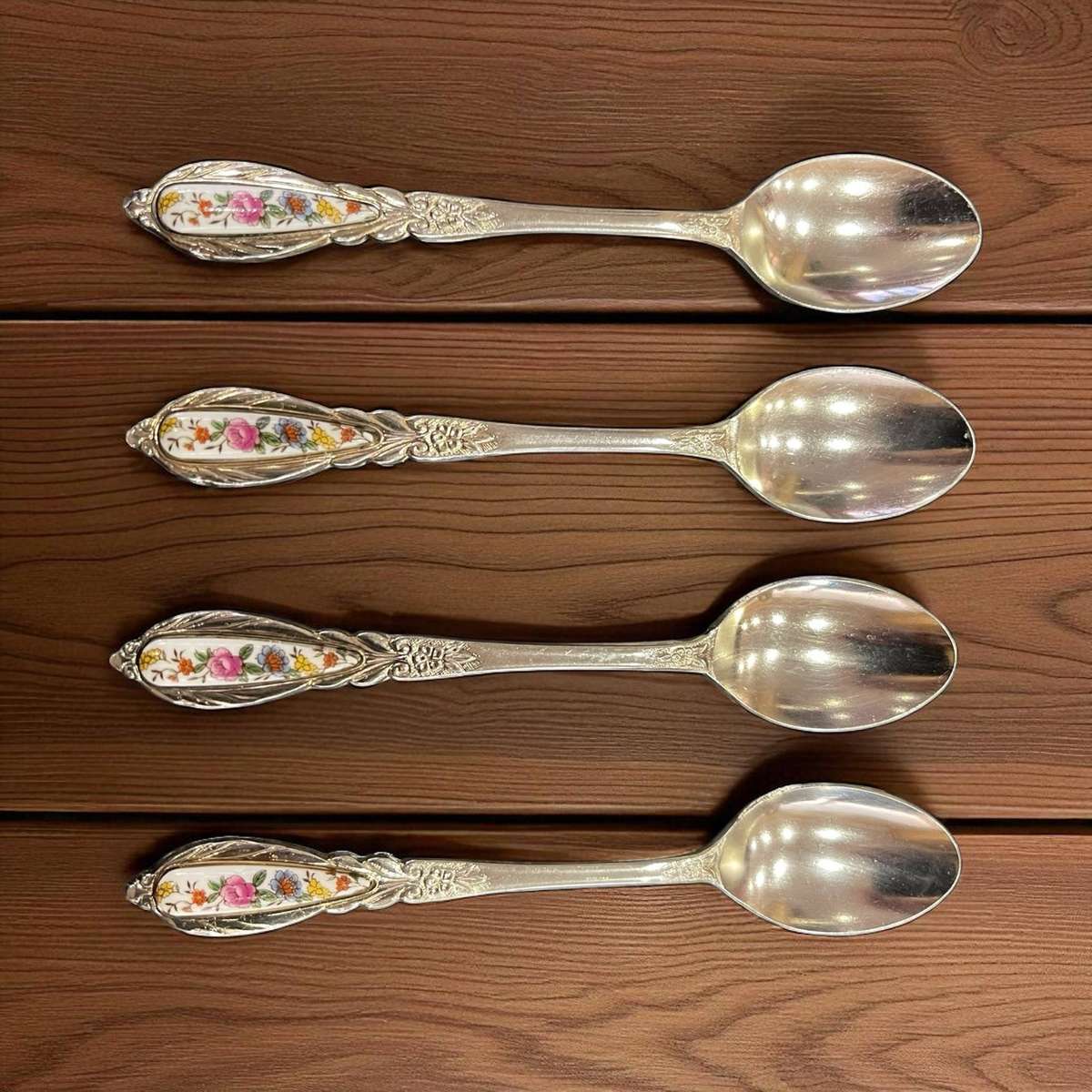 Teaspoons porcelain topped