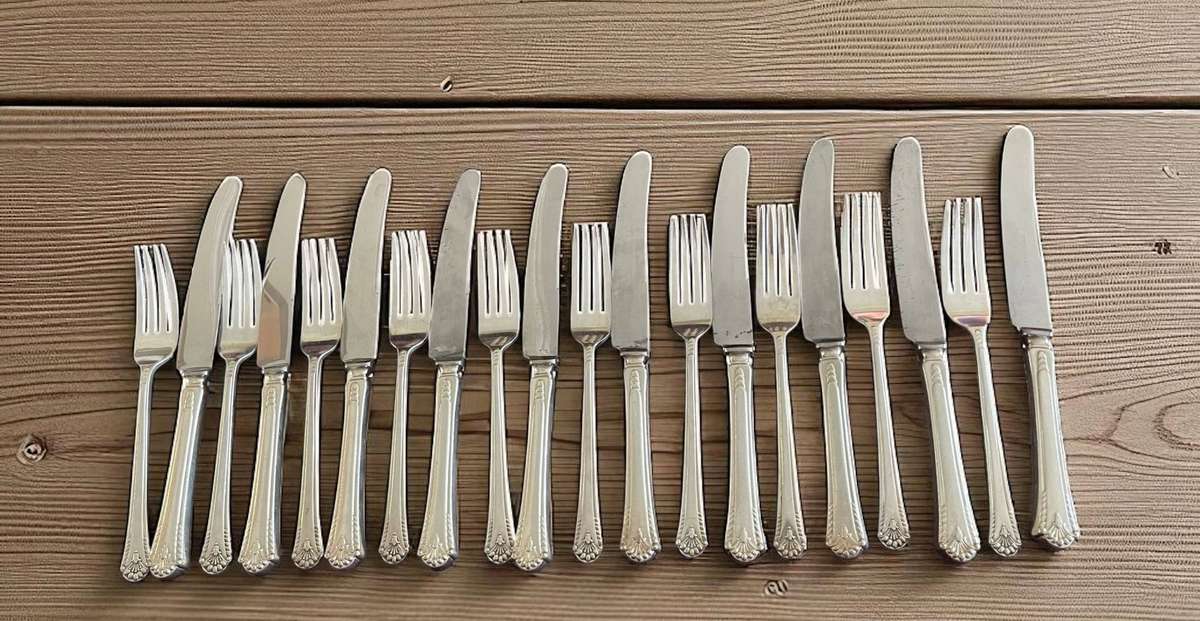 Forks/knives x10 sets