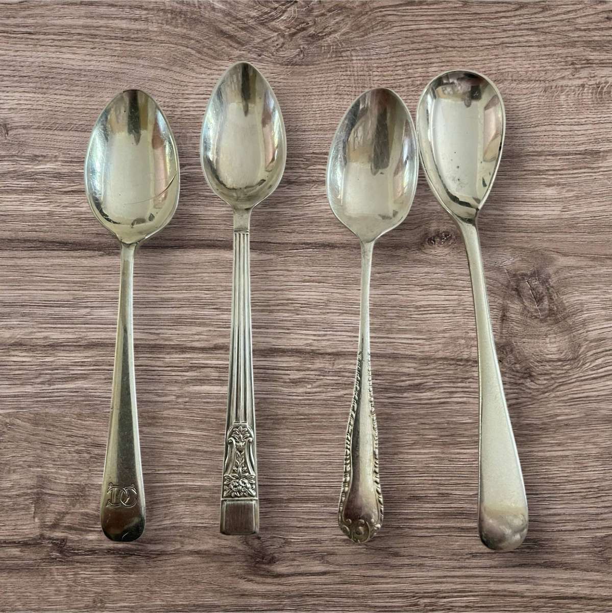 Cutlery lot Teaspoons(B)