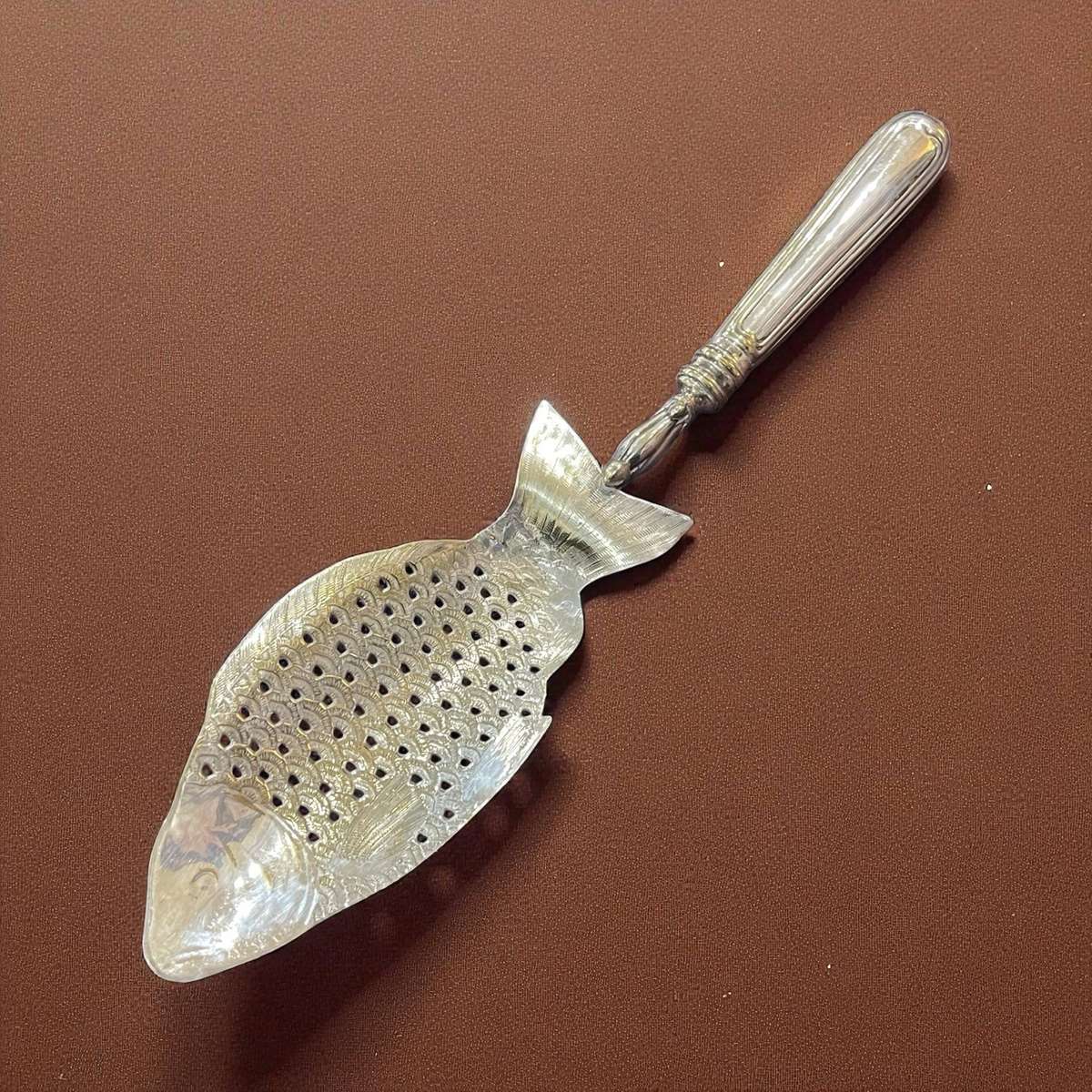 Food/fish server(NR22)