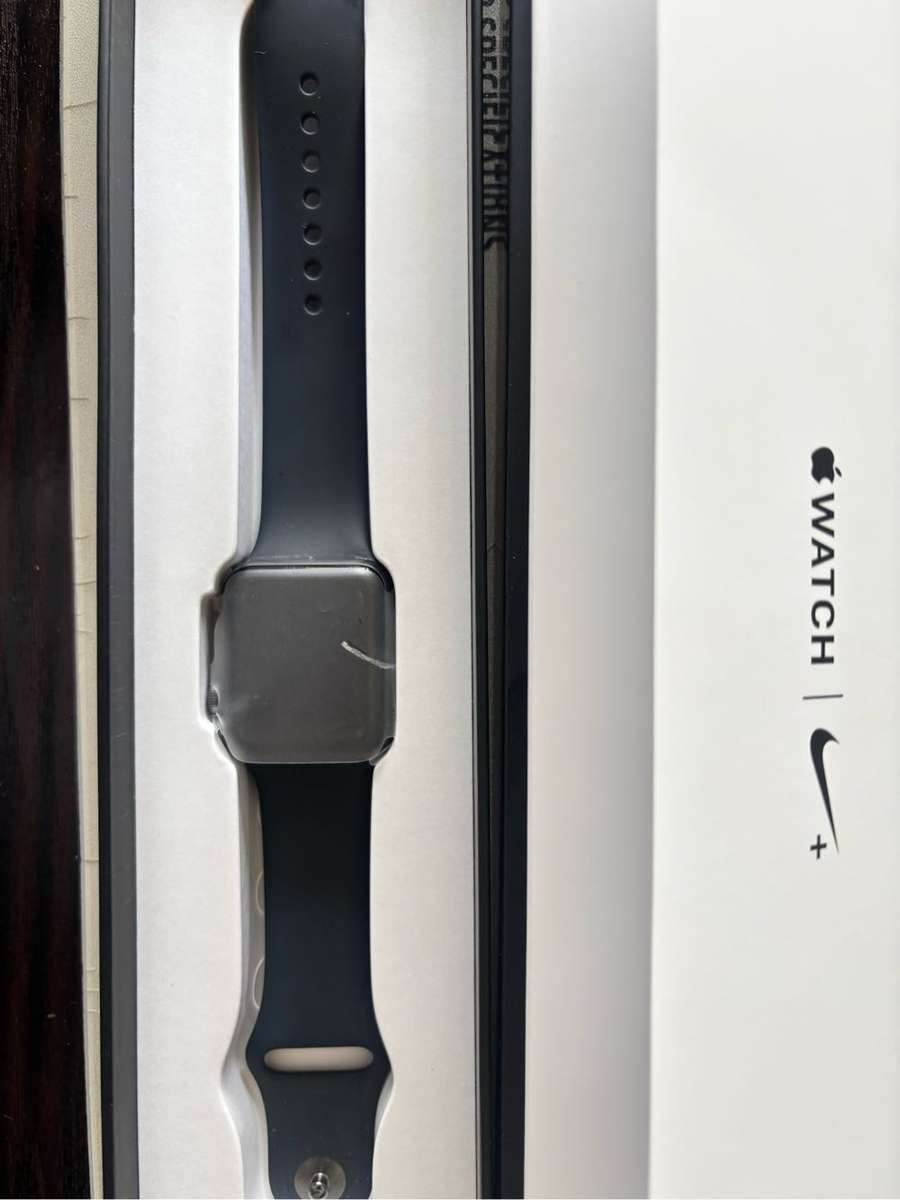 Apple Watch 38mm Nike Series 3