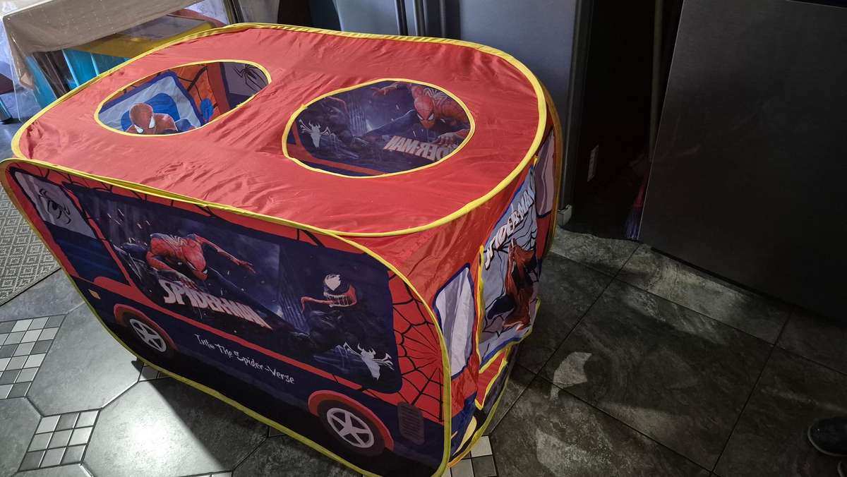 Spiderman Bus Pop Up Bus