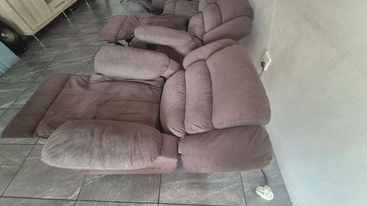 3 piece 3 action recliner brown