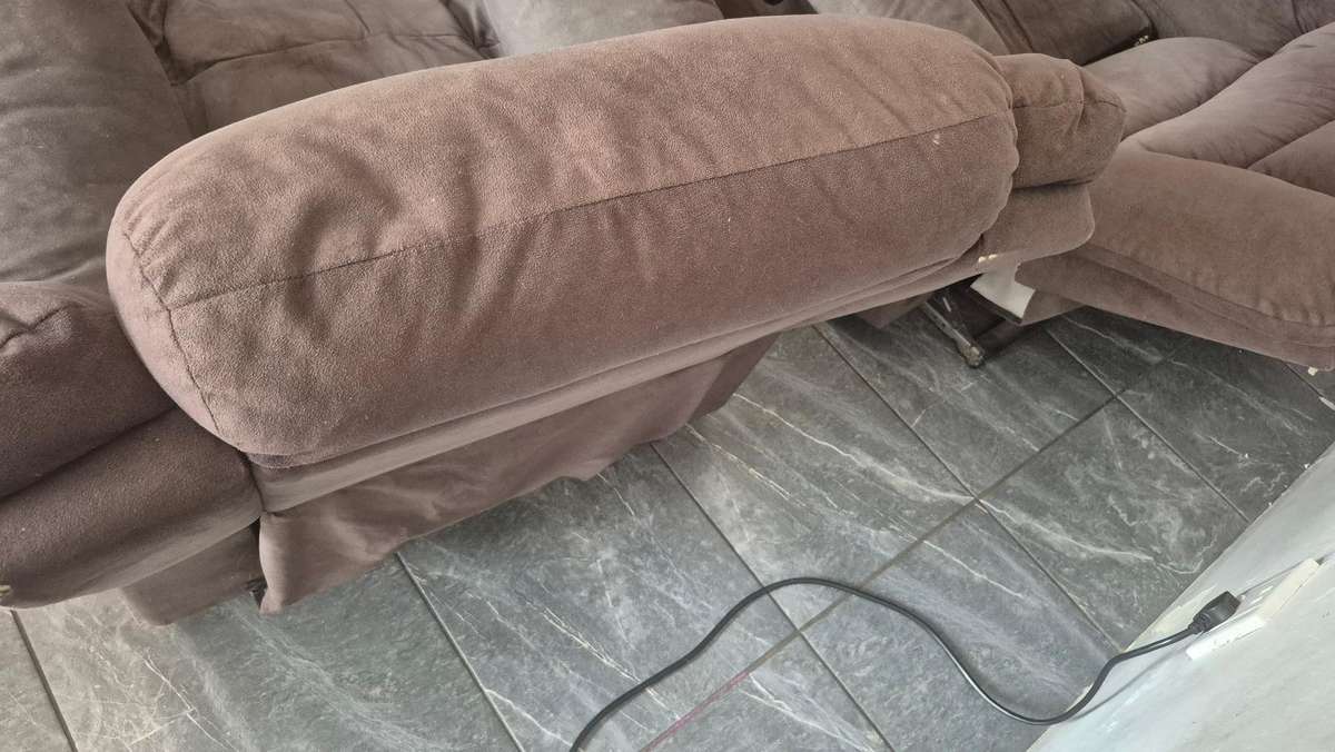 3 piece 3 action recliner brown