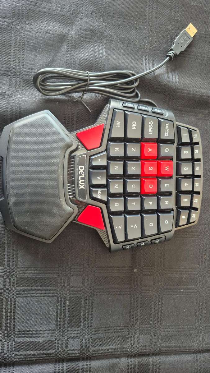 Delux T9 Professional Gaming Keyboard