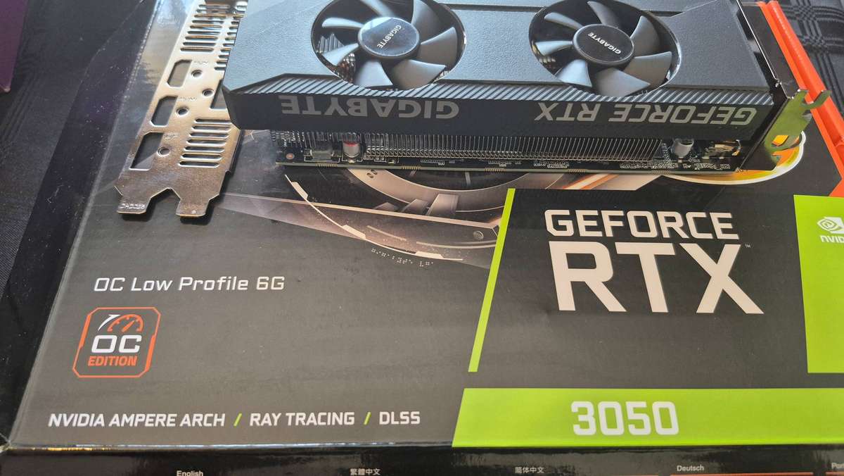 GeForce RTX 3050 OC Low Profile 6G