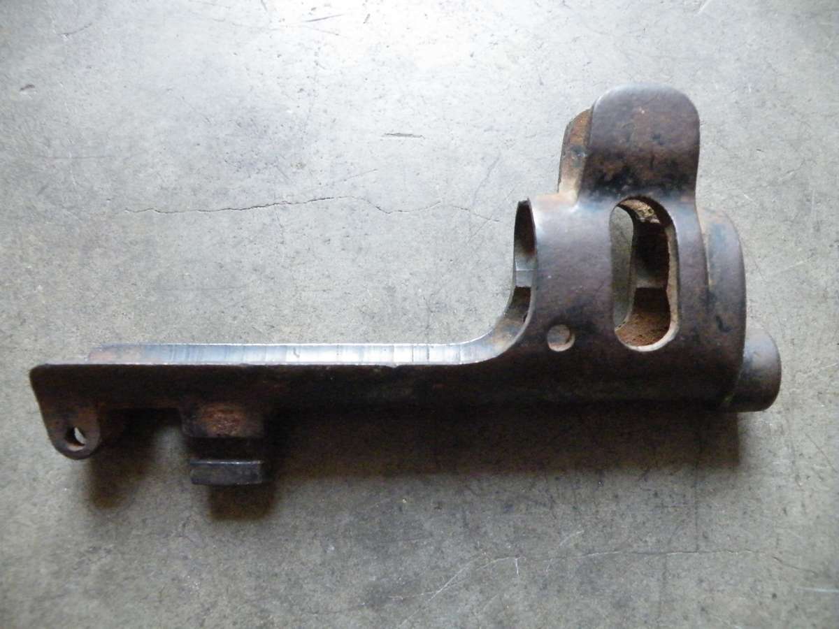 WWI/II SMLE no 1 mk III rifle nose cap/bayonet mounting part