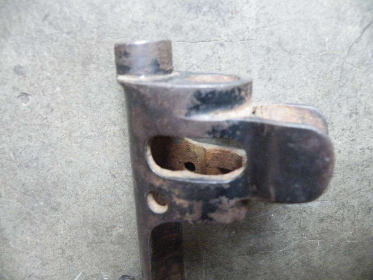 WWI/II SMLE no 1 mk III rifle nose cap/bayonet mounting part