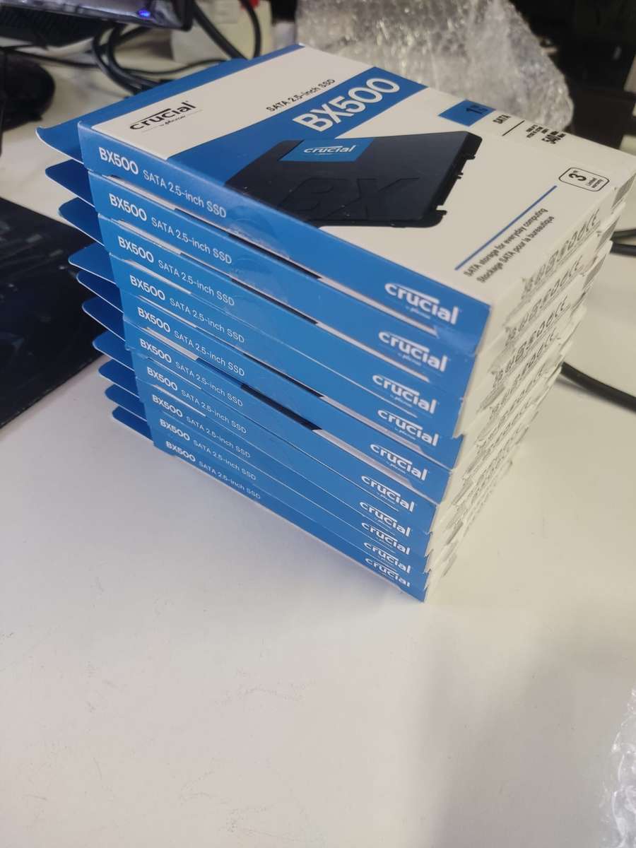 1TB 2.5" SSD - Crucial BX500