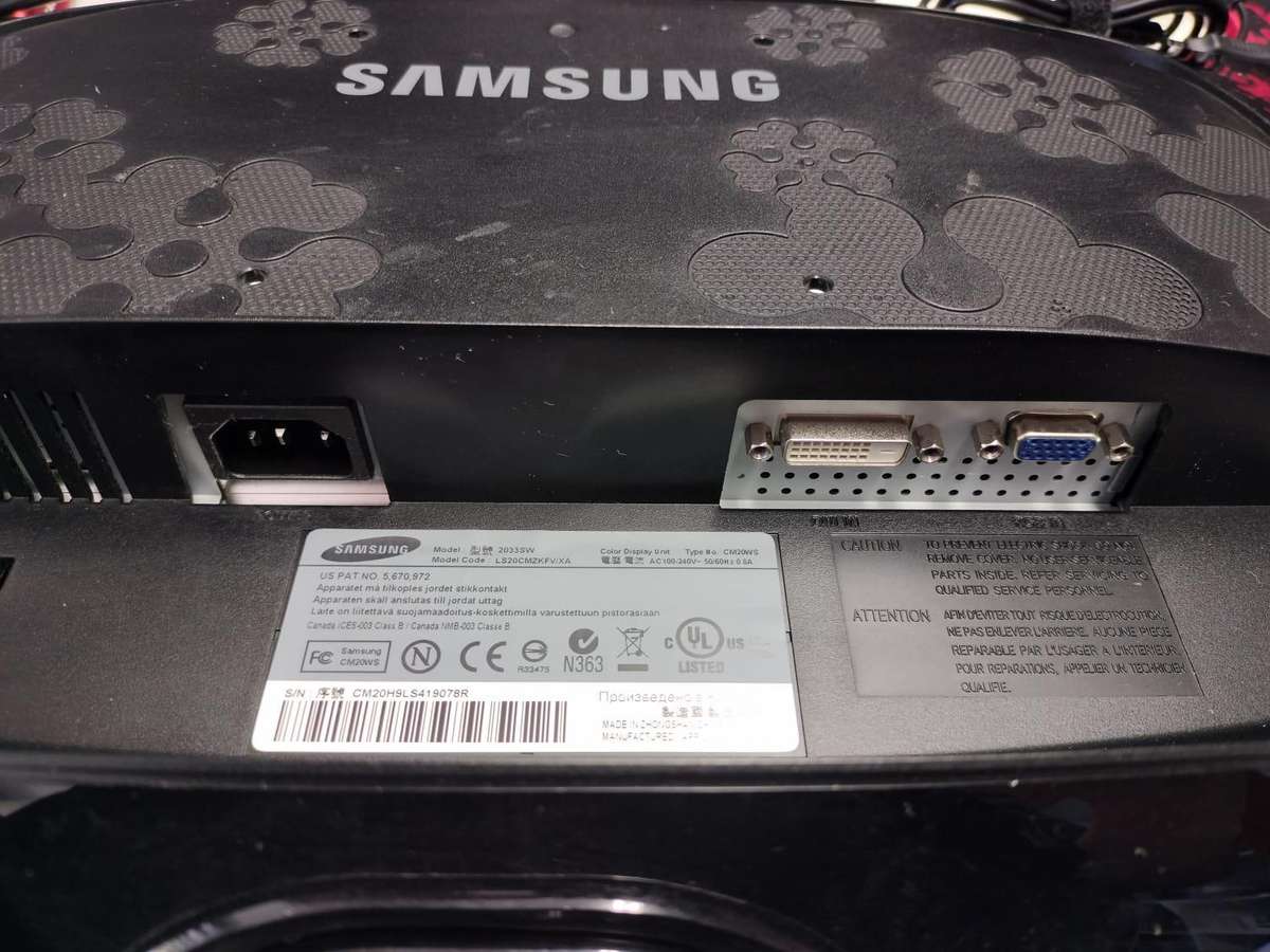 20" PC Monitor - SAMSUNG SyncMaster 2033