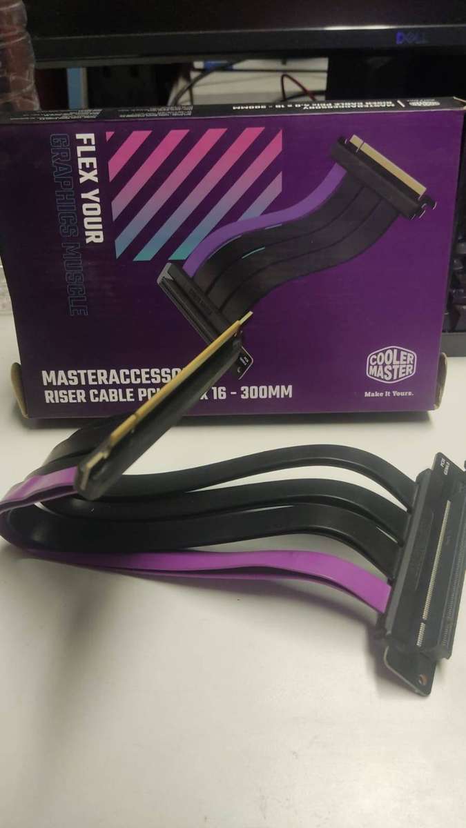 Cooler Master 300mm PCIe 4.0 x16 Riser Cable - MCA-U000C-KPCI40-300