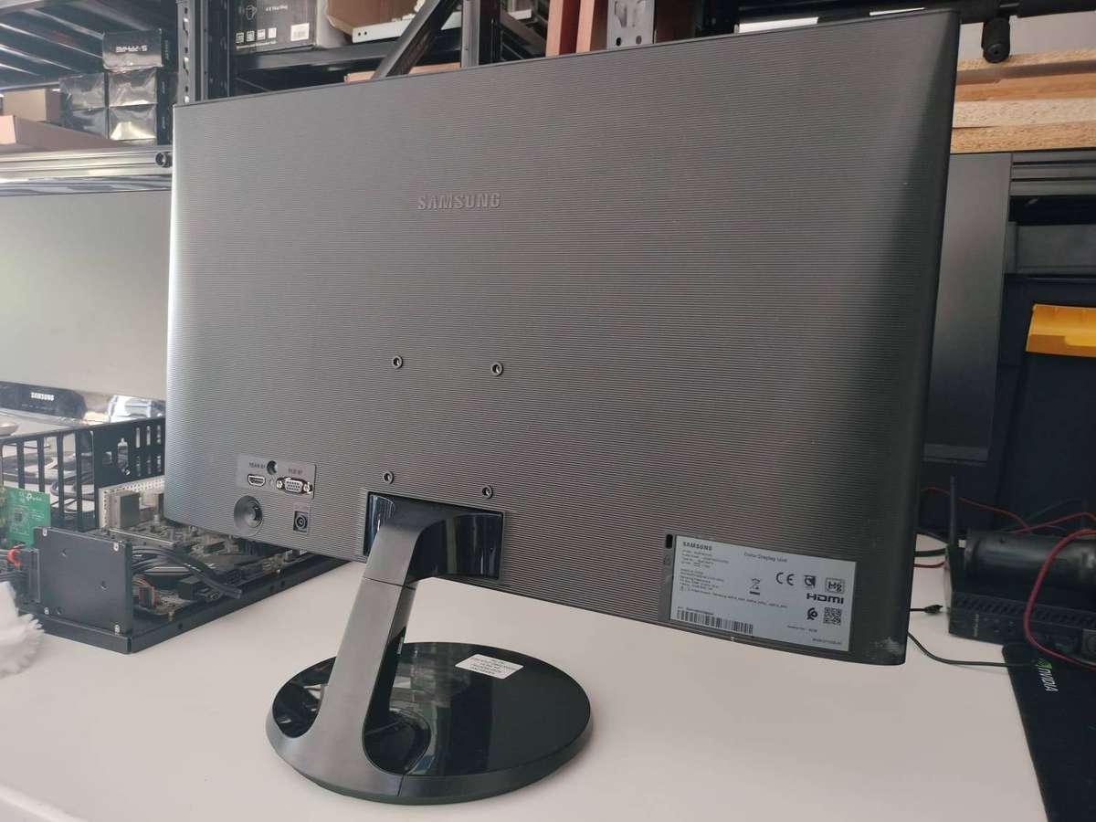 24" FHD Flat Monitor SF350 with Super Slim Design