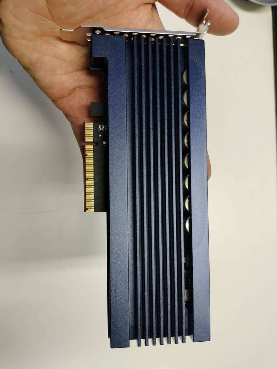 Samsung 3.2TB NVMe PCIe SSD - F320  (Flashed)