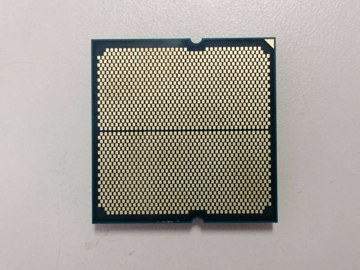 Ryzen 5 9600X Socket AM5 Desktop CPU - Cooler Not Included