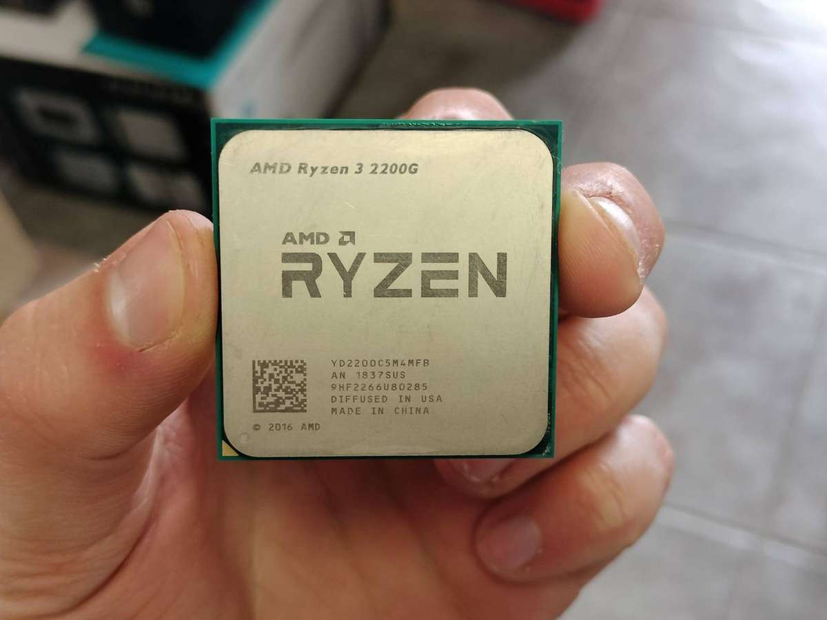 Ryzen 3 2200G CPU
