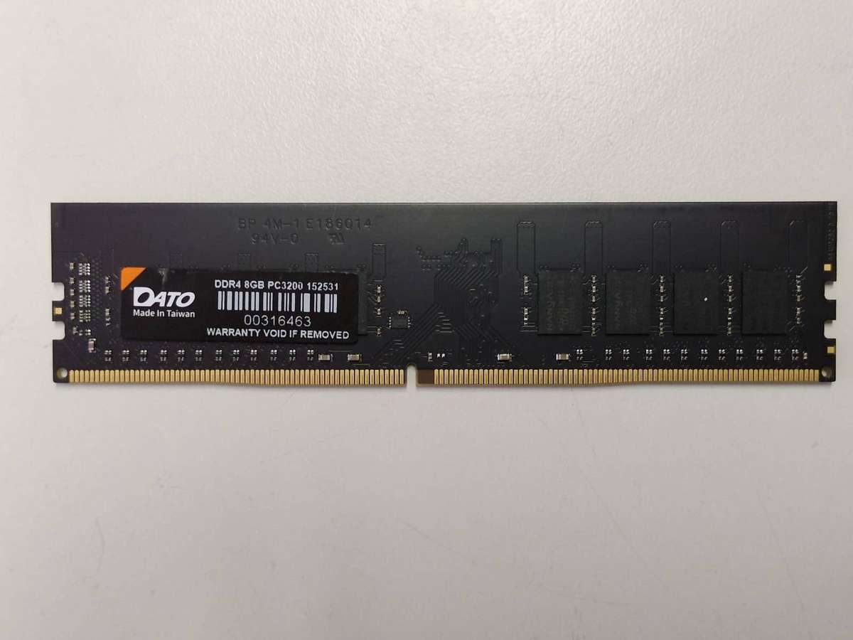 8GB DDR4 3200mhz Desktop - Dato