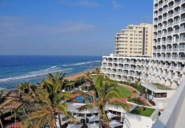 7 Day getaway at Umhlanga Sands form 26 Oct 2024 to 2 Nov 2024. Sleeps 4
