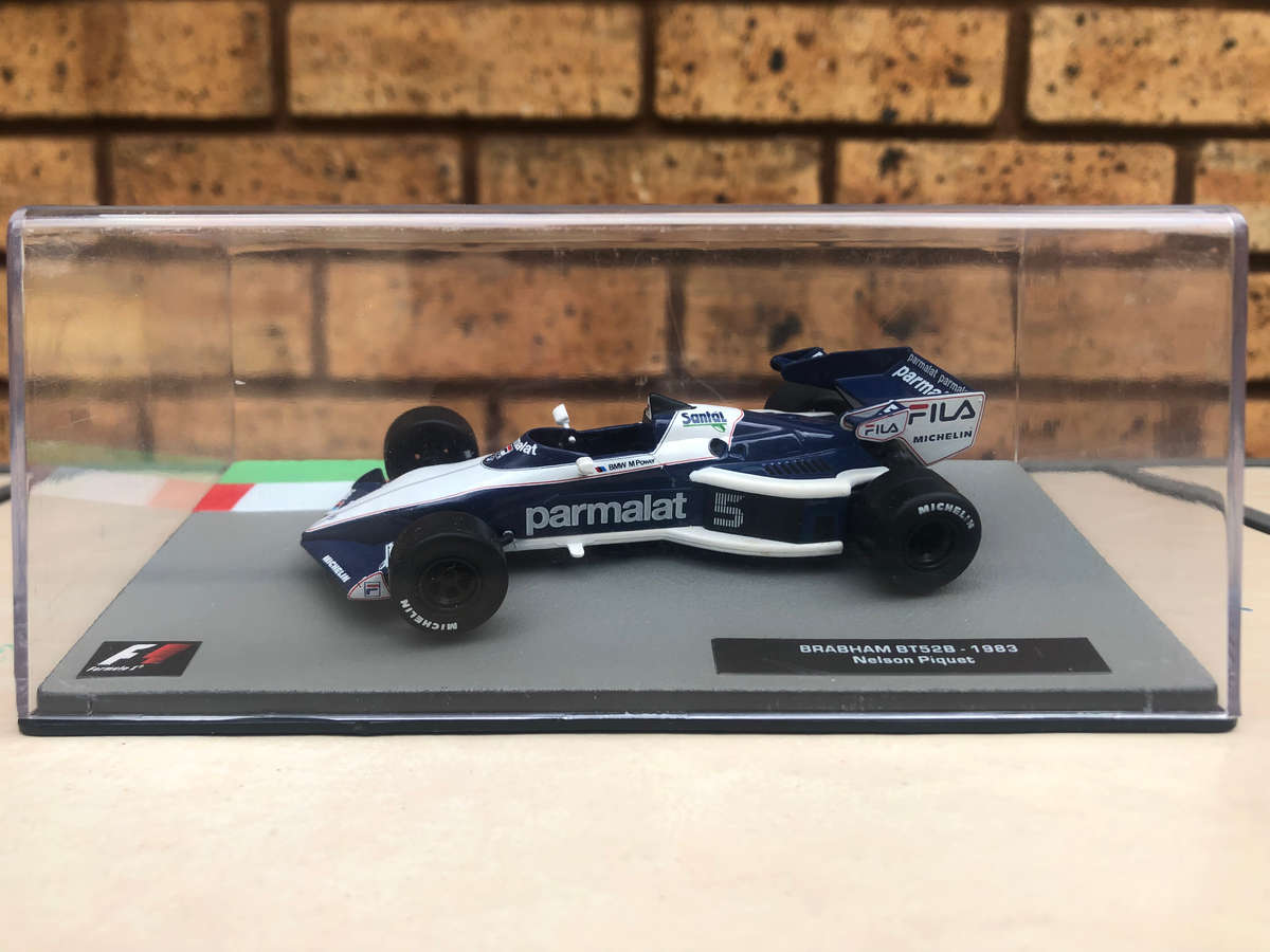Brabham BT52B, 1983 (#5, Nelson Piquet) model + magazine