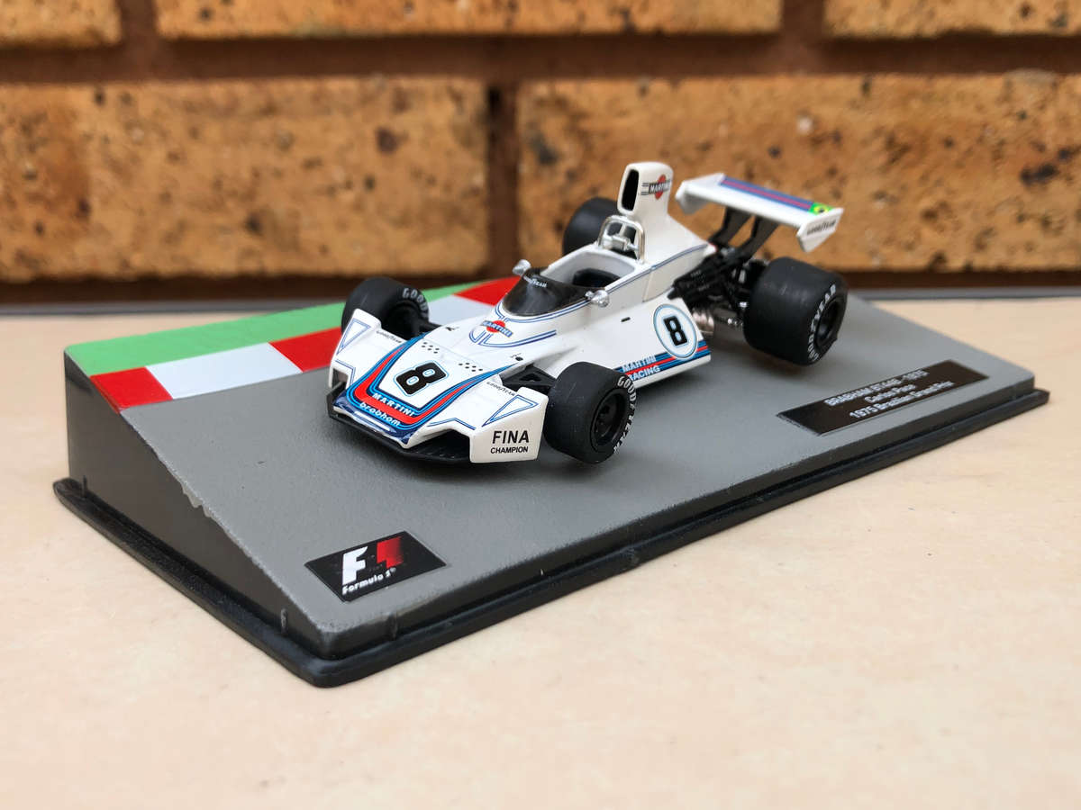 Brabham BT44B, 1975 Brazilian GP (#8, Carlos Pace) + magazine