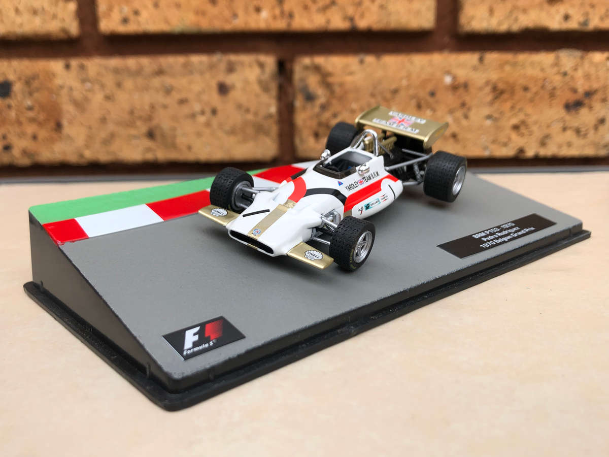 BRM P153, 1970 Belgian GP (#1, Pedro Rodriguez) + magazine