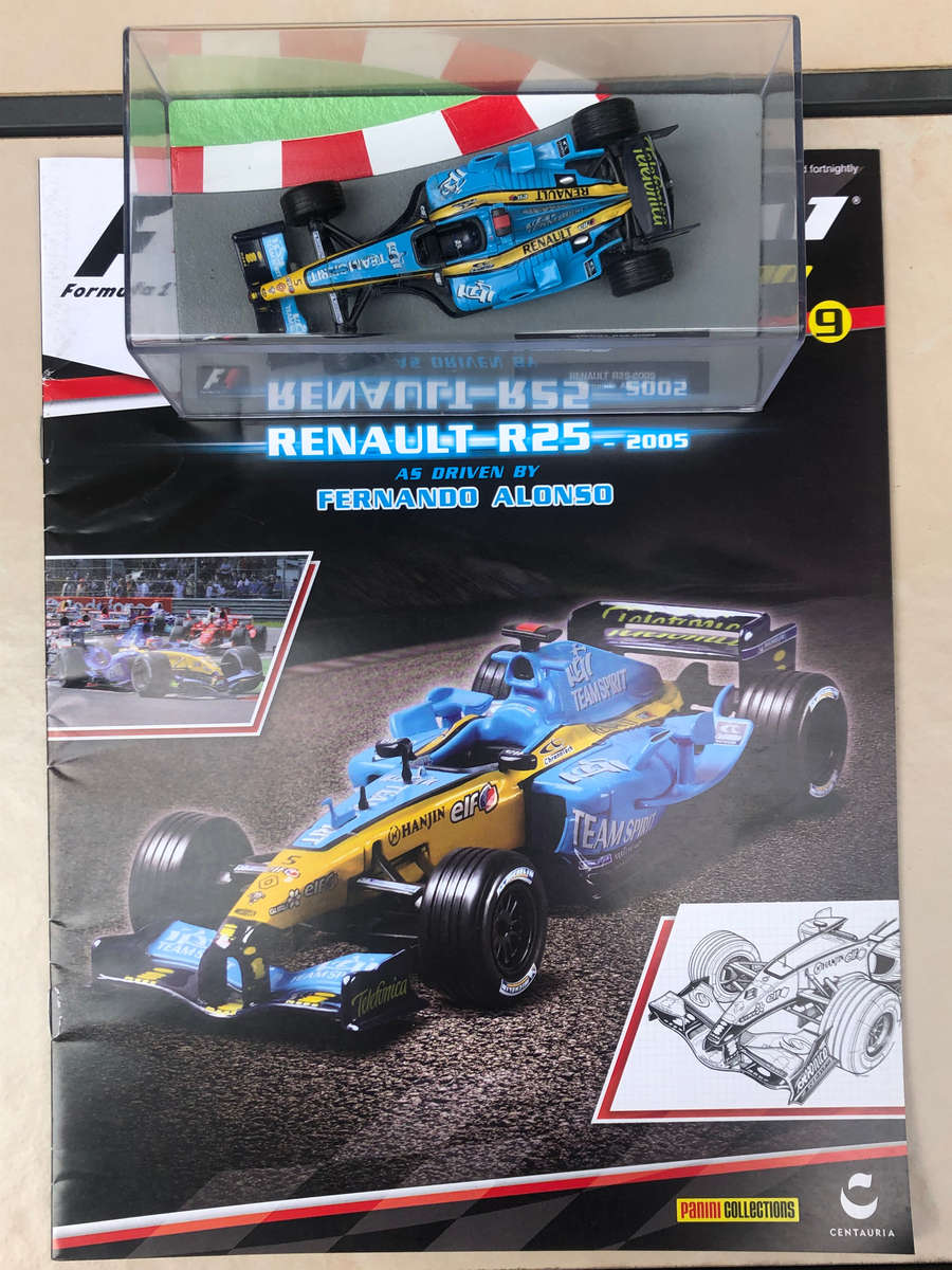 Renault R25, 2005 (#5, Fernando Alonso) + magazine