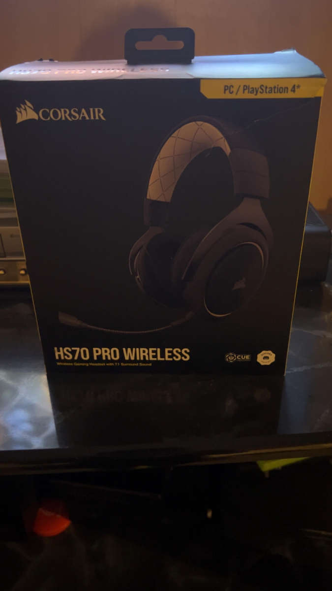 Corsair HS70 PRO WIRELESS gaming headset 7.1