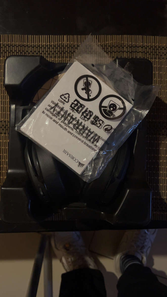 Corsair HS70 PRO WIRELESS gaming headset 7.1