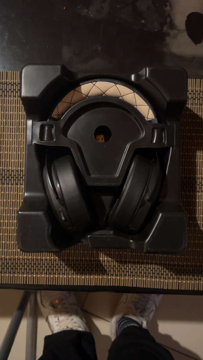 Corsair HS70 PRO WIRELESS gaming headset 7.1