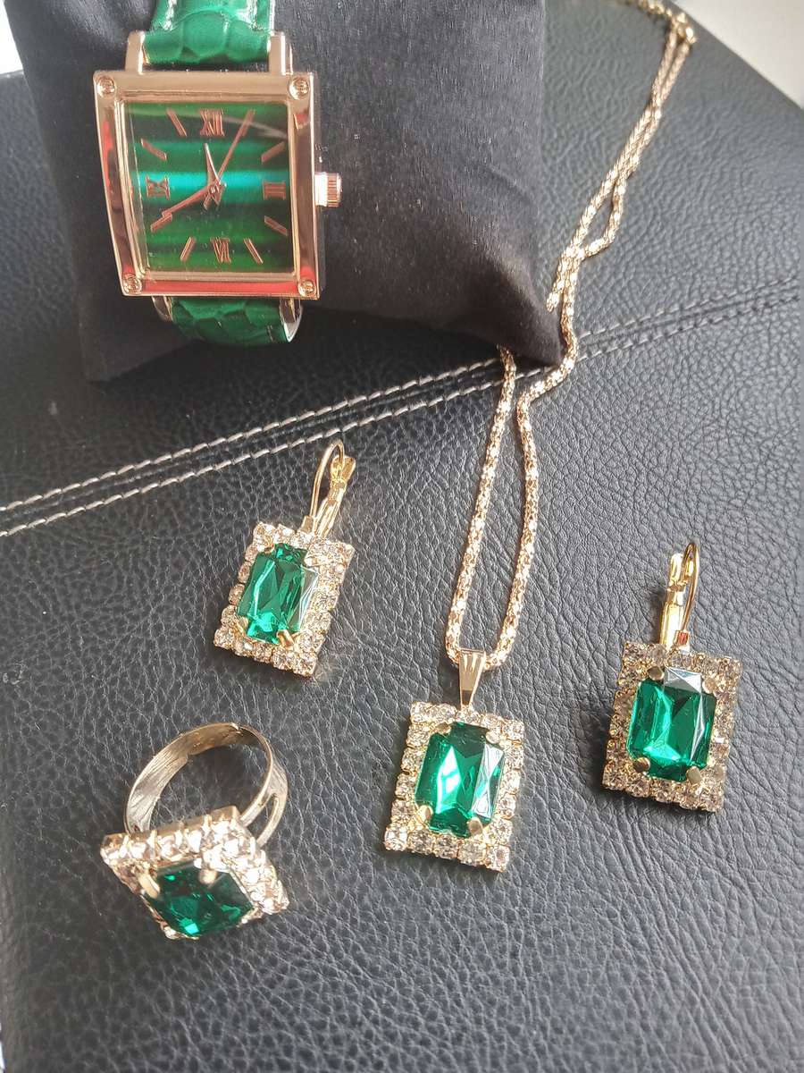 ladies gold plated watch and jewelry set