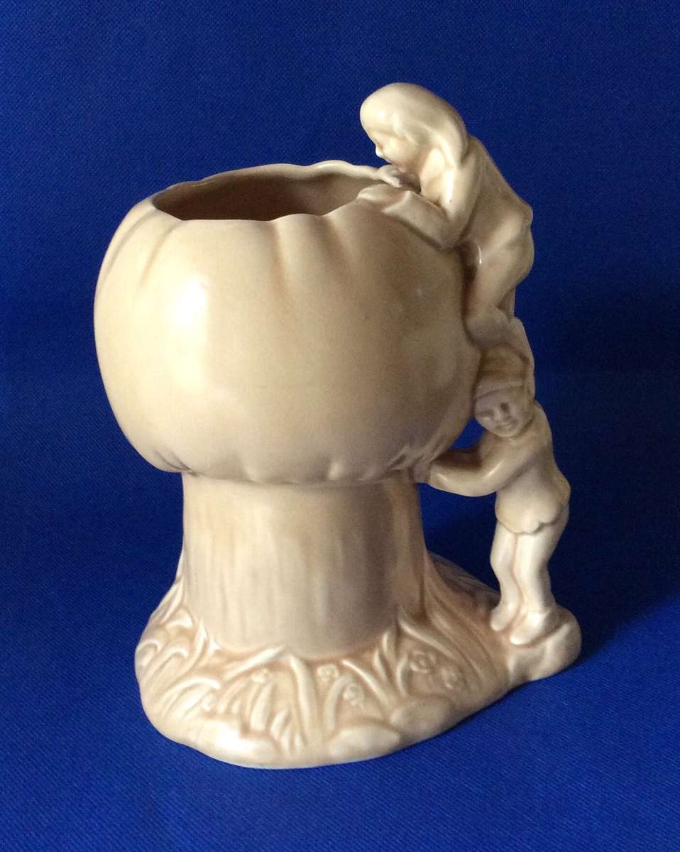 Vintage Sylvac Ceramic Gnomes and  Mushroom Vase