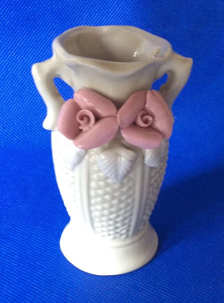 Vintage Dressing Table Ornaments and Trinket bowls - 6 Pieces