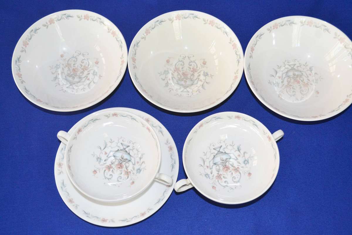 Vintage Ridgway Bone China Items 6 Pieces in the Pavan Pattern