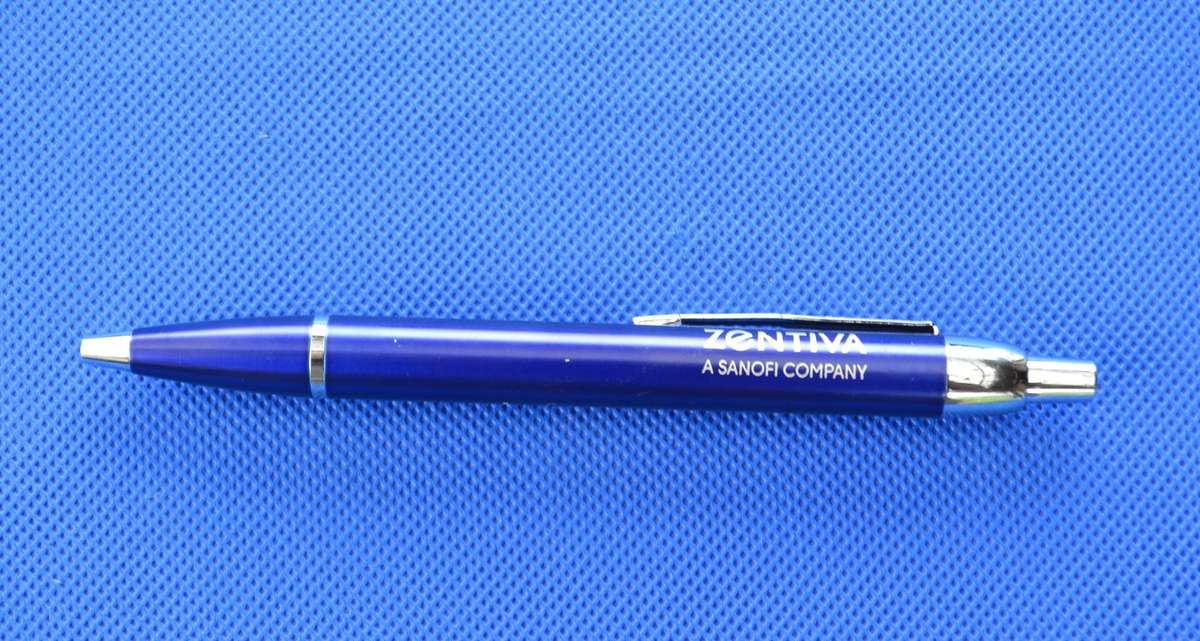 Selection of Five Vintage Parker Pens