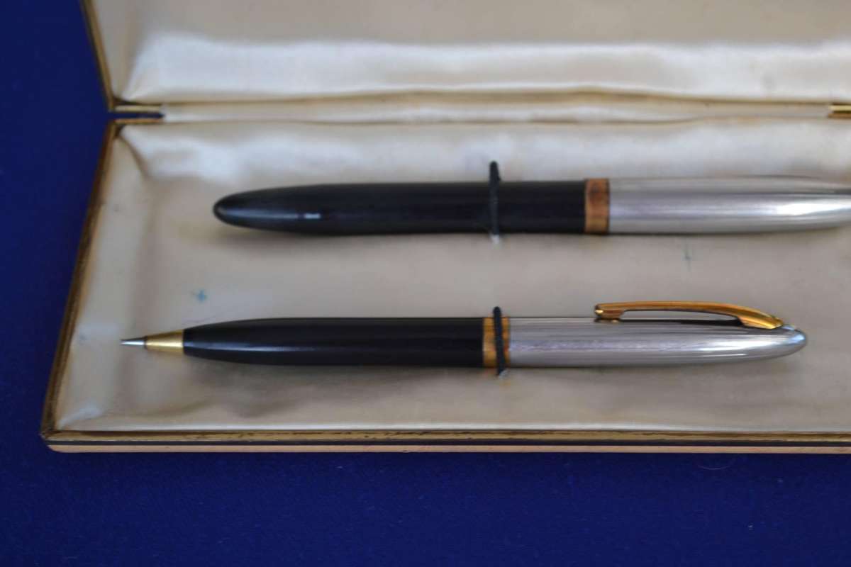Shaeffer Sentinel Fountain Pen and Pencil Set in Original Box