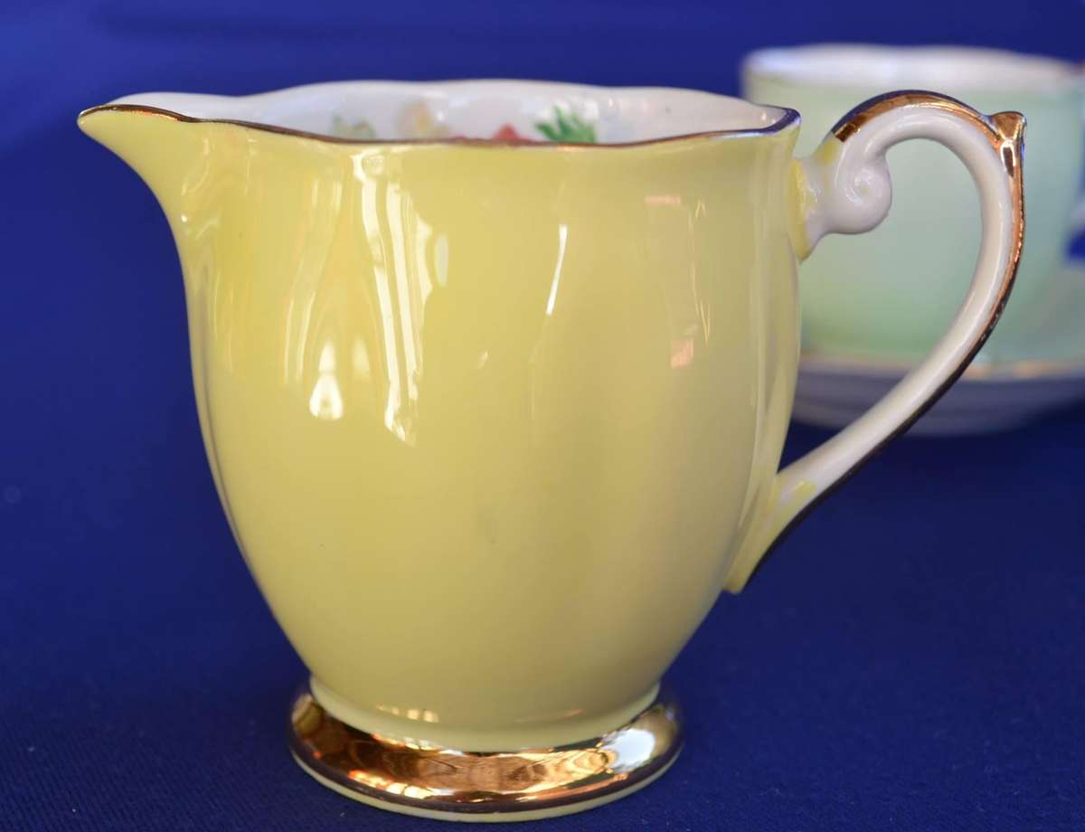 Queen Anne Duo, Sugar Bowl and Creamer - Vintage