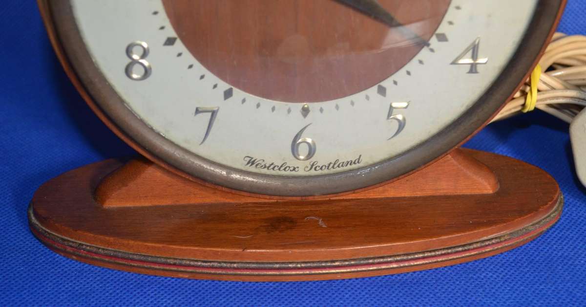 Westclox Scotland Electric Desk / Mantel Clock - Vintage