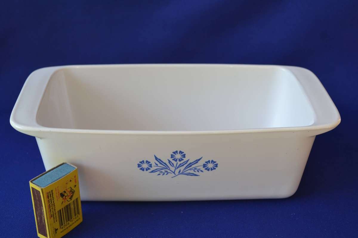 Vintage Corning Ware Cornflower Blue Roasting / Lasagne Dish and Loaf Pan