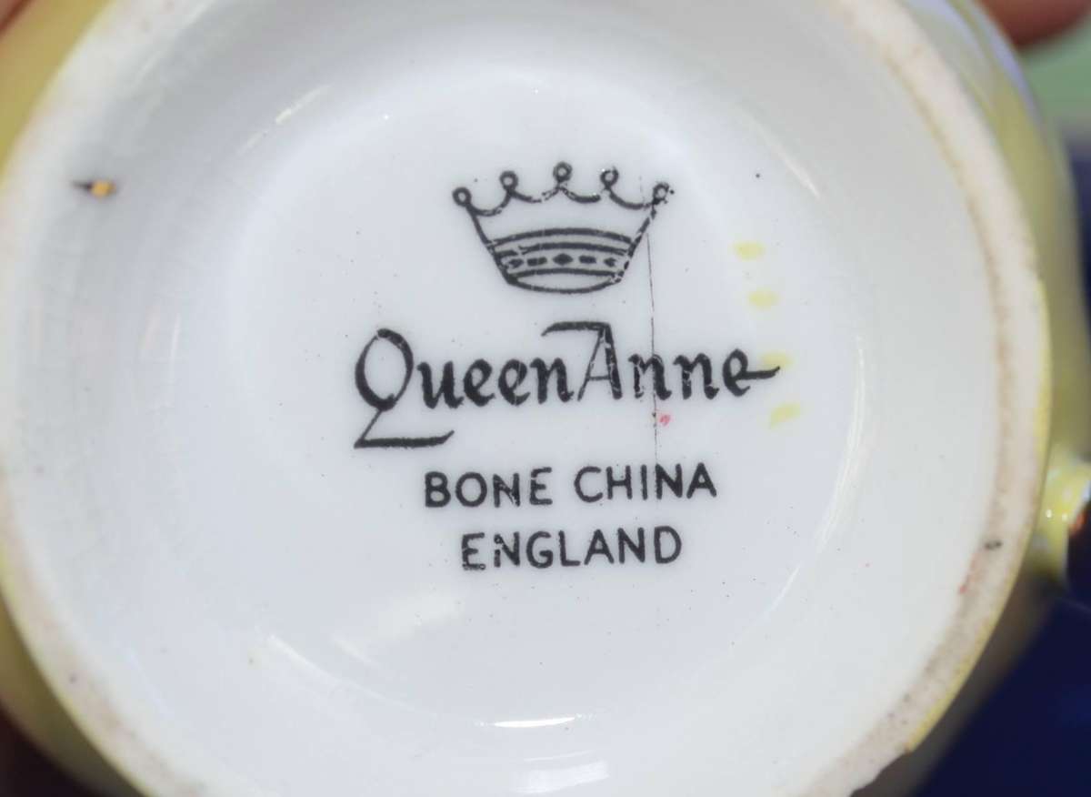 Queen Anne Duo, Sugar Bowl and Creamer - Vintage