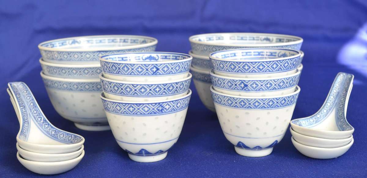 Jindgezhen  Porcelain Blue and White Rice Grain Pattern Set - 18 Pieces