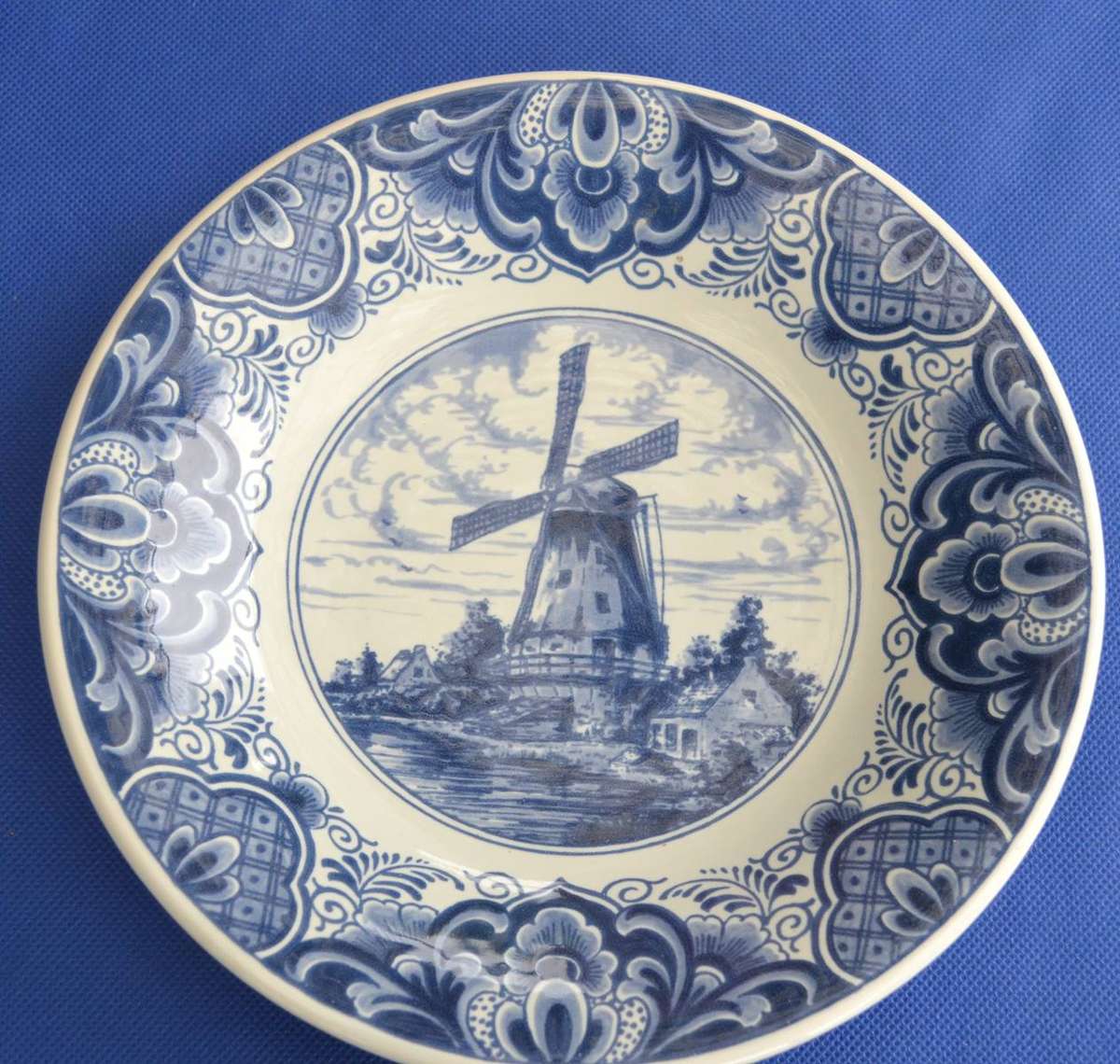 Vintage Delft Holland Blue and White Windmill Design Wall / Display Plate