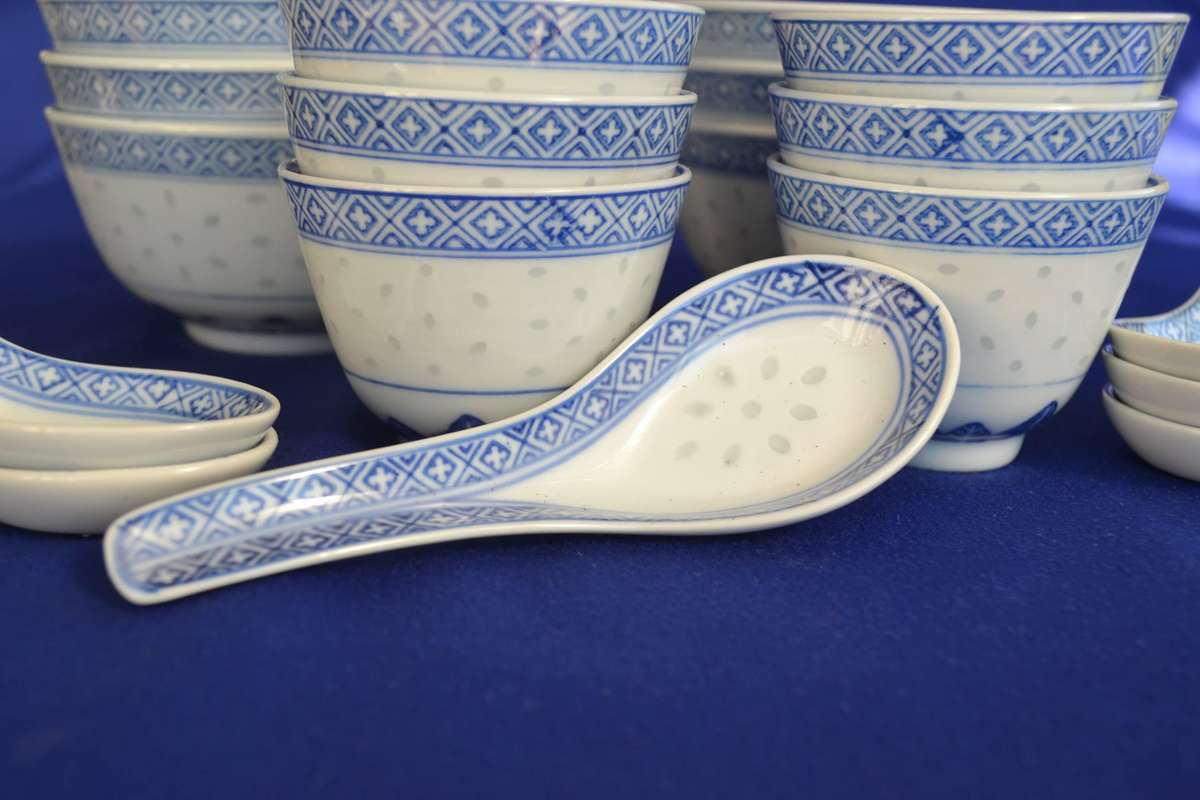 Jindgezhen  Porcelain Blue and White Rice Grain Pattern Set - 18 Pieces