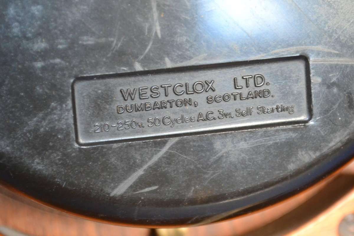 Westclox Scotland Electric Desk / Mantel Clock - Vintage